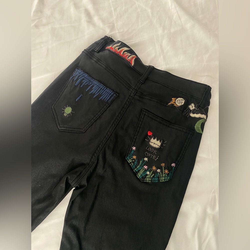 Embroidered Venti6 Black Women Jeans - Picture 3 of 5